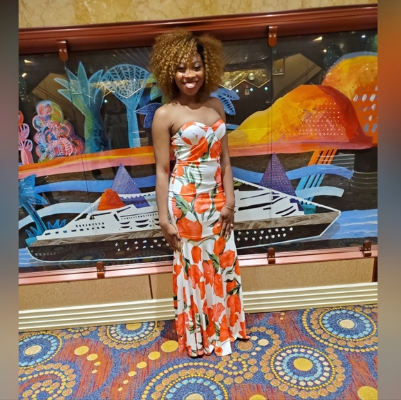 Floral, strapless, Maxi Dress - Picture 3 of 6